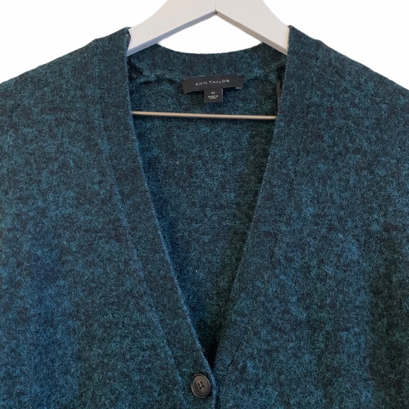 Ann Taylor Boyfriend Cardigan Batik Blue Size XS - Picture 3 of 6